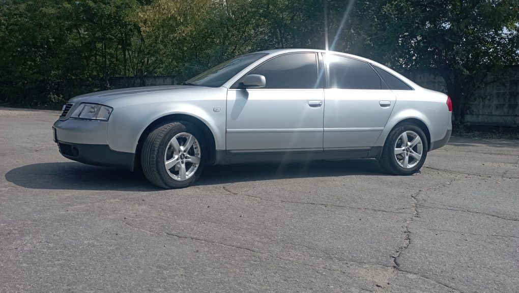 Audi A6C5 у відмінному стані