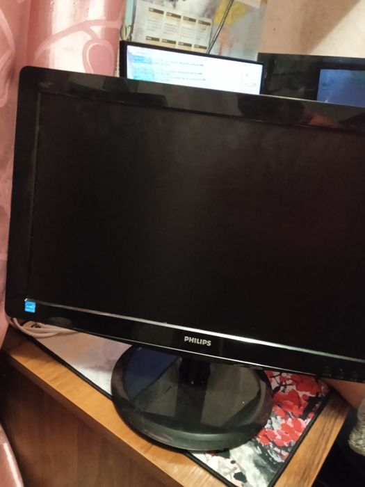 Продам недорого манітор в хорошому стані