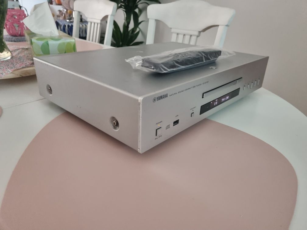 Yamaha CD-S700 Odtwarzacz CD
