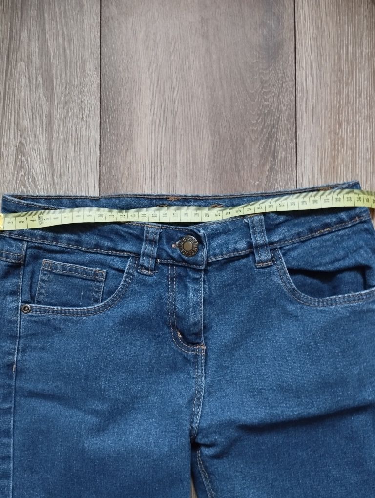 Spodnie jeansowe rurki 152
