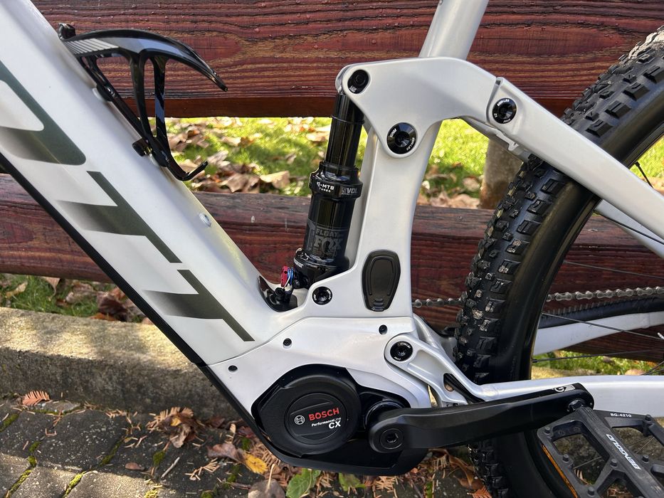 Scott strike eRide 910 bosch 2022 rok rozmiar L  rower enduro jibb mtb