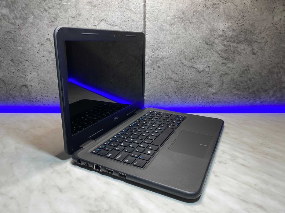 Wzmocniony Dell Latitude Dotykowy FHD i5-8265U 16GB DDR4 256GB SSD W11