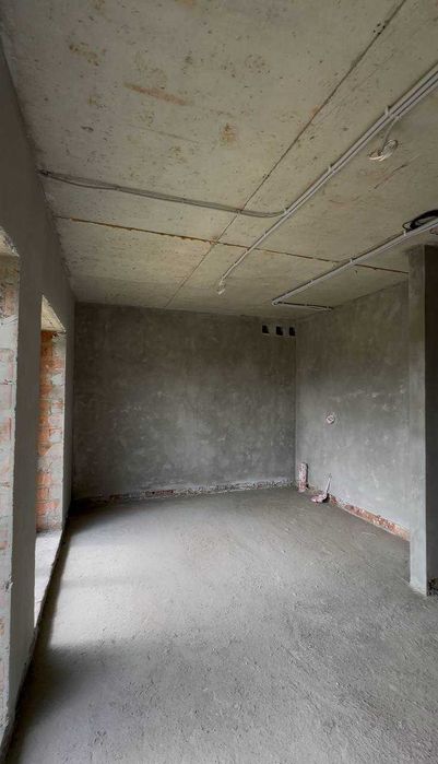 Однокімнатна квартира. 1 поверх + власний дворик в ЖК "Веселка"