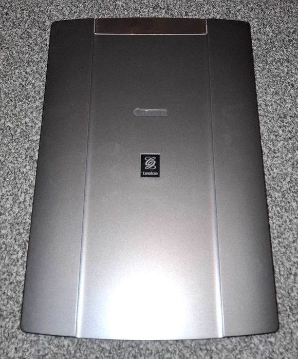 skaner Canon LiDE 210