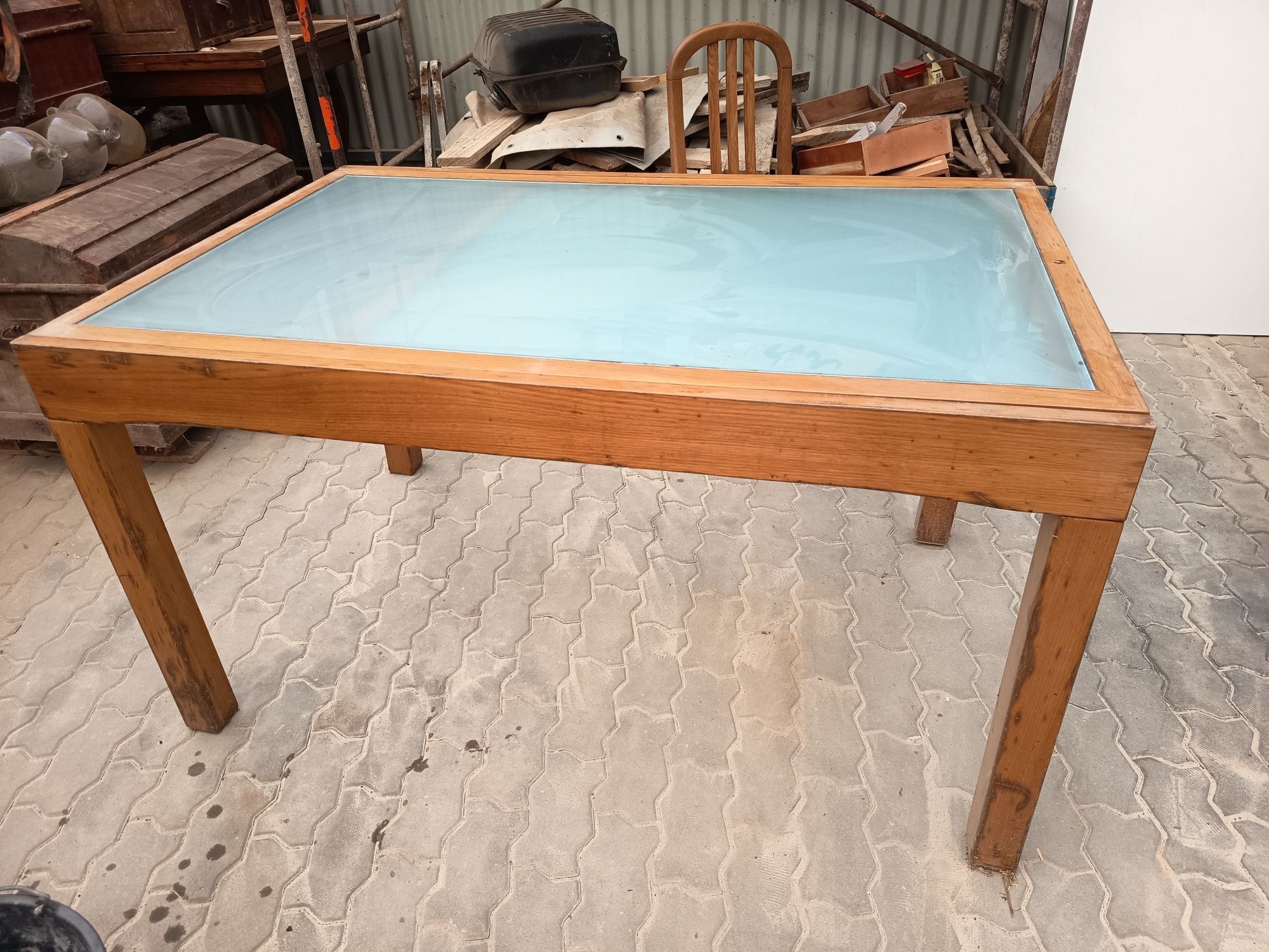 Mesa extensível com cadeiras