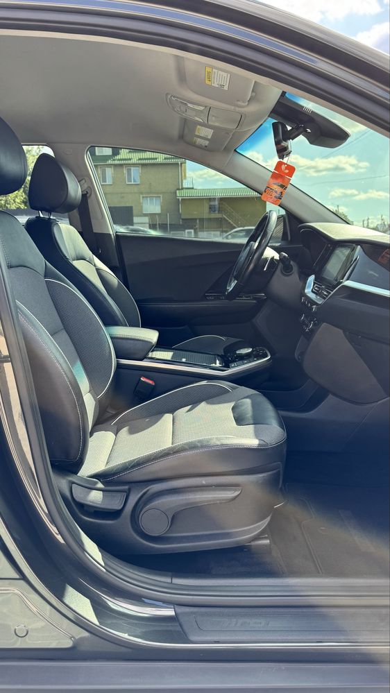 Електричний KIA NIRO КІА НІРО 2022 р 64кВт 450 запас ходу