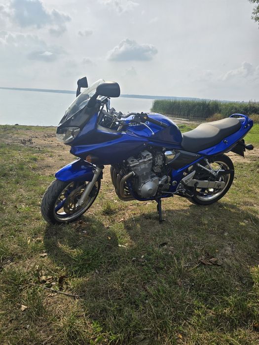 SUZUKI GSF600s Bandit