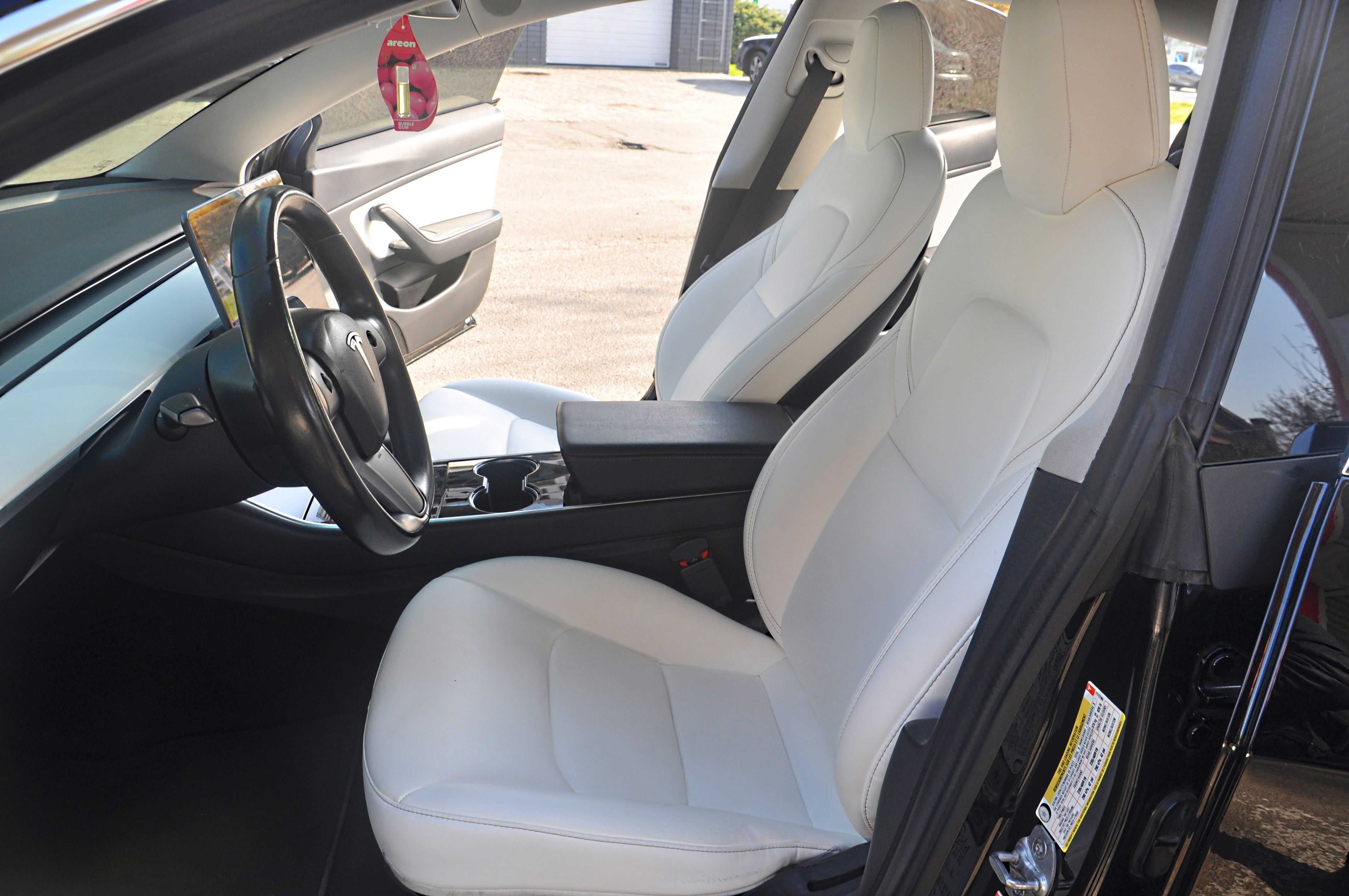 Tesla Model 3 2018 • Long Range 80.5 kWh Dual Motor (441 к.с.) AWD