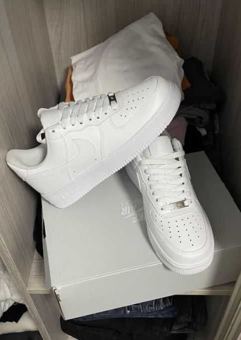 Biały\NikeForce1*airDamskieKomfort ZniżkaTrampkiNeutralne 37.5