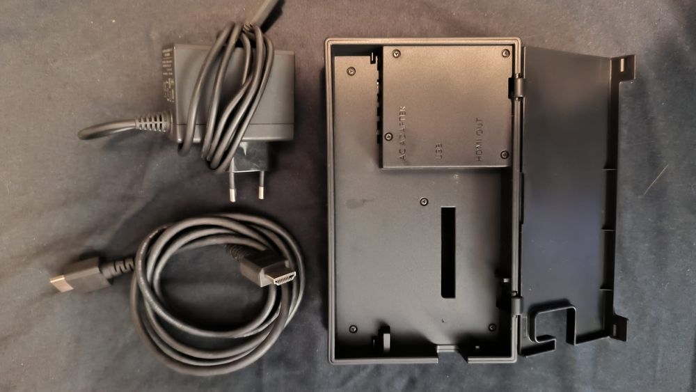 Nintendo switch semi novo