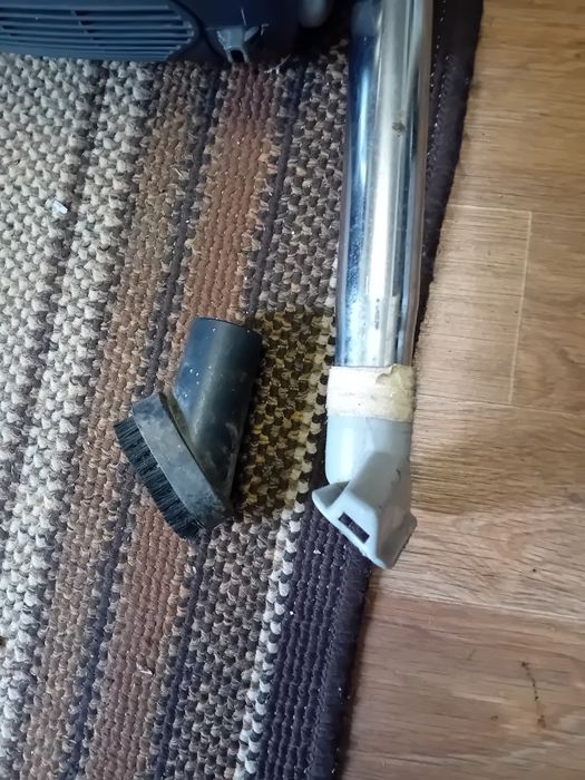 Пылесос LG V-C4162HEU. 1600w.