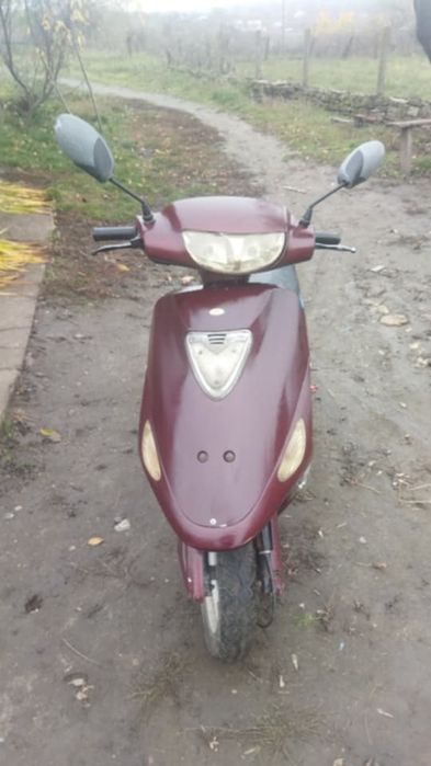 Продам 2х тактний скутер находу