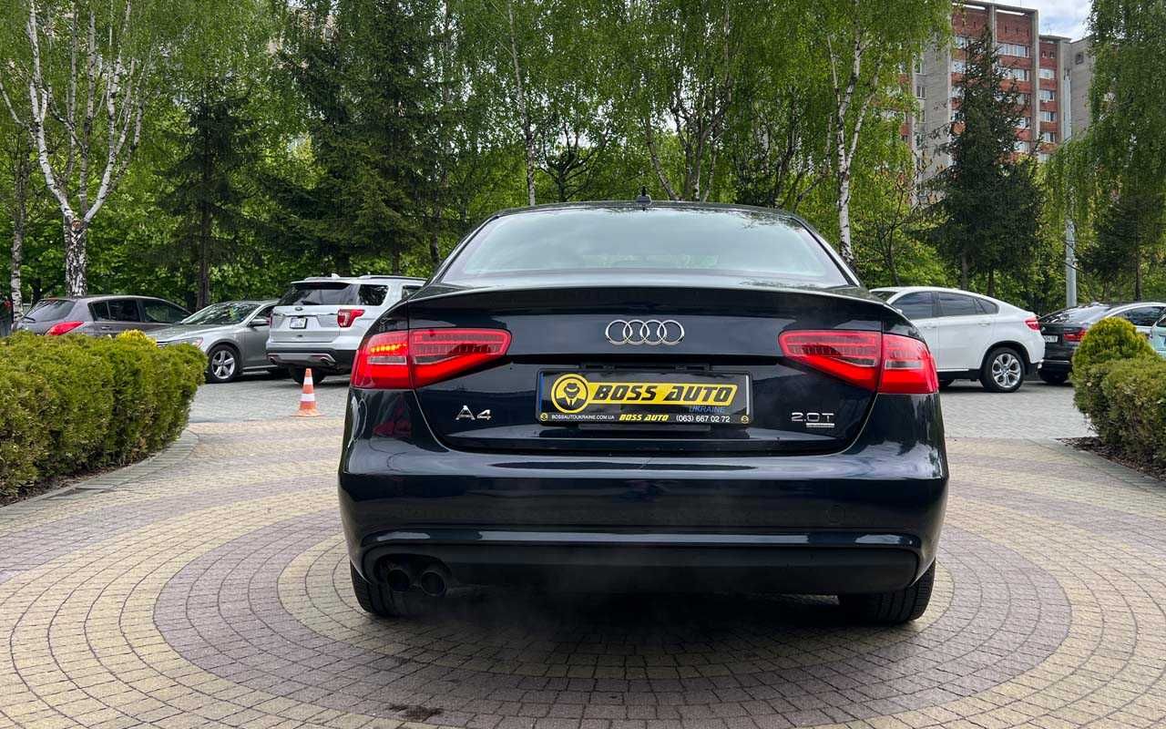 Audi A4 2012 року