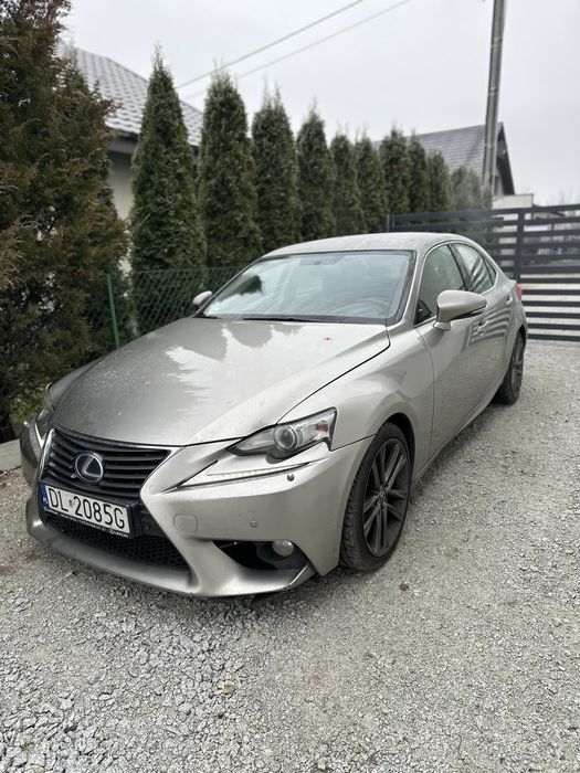 Lexus is300h hybryda sprawny jezdzacy FV23% rwd