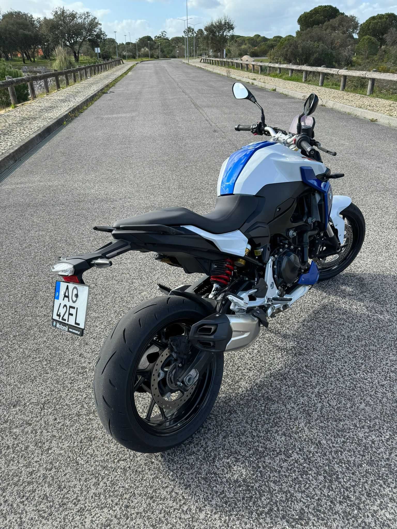 Bmw f900 R A2 (muitos extras)