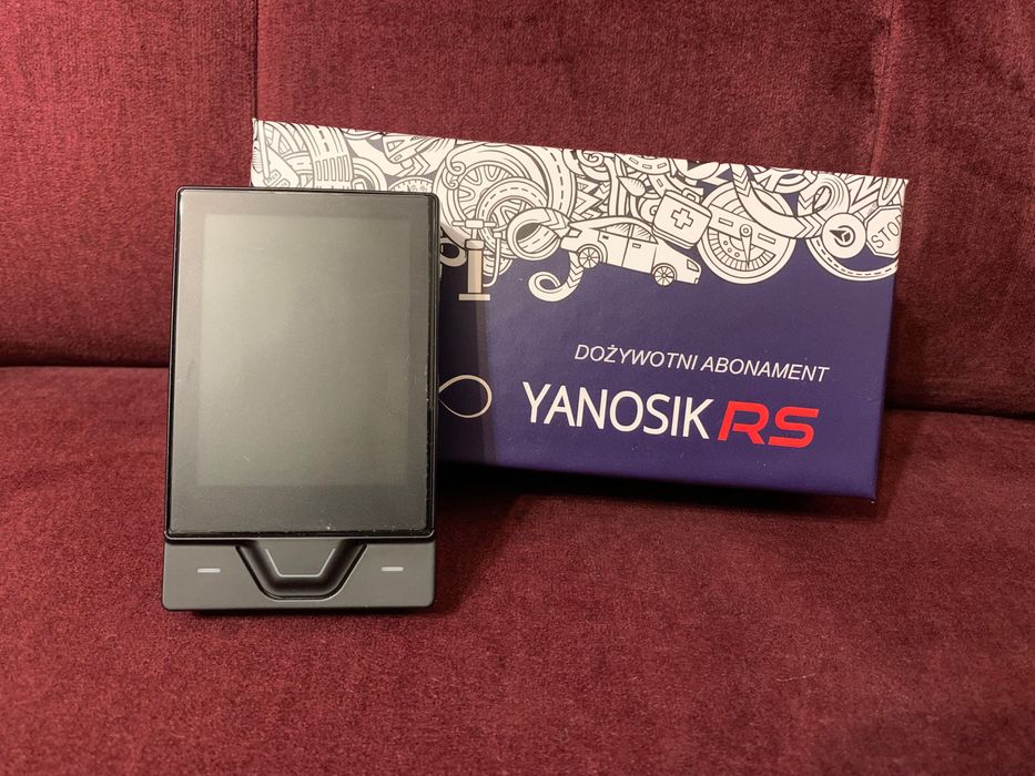 Yanosik RS z dożywotnim abonamentem