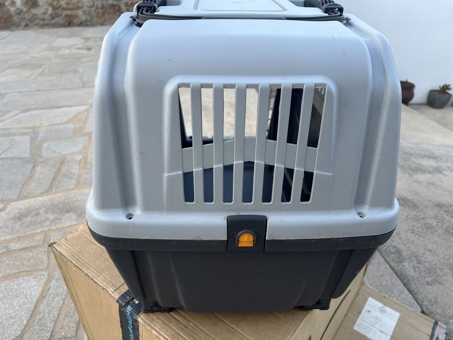 Caixa de transporte de animais