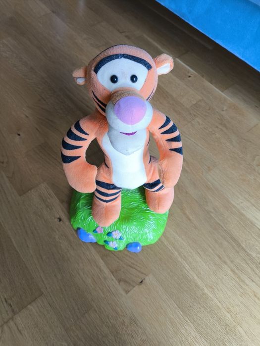 Zabawka tygrys na baterie