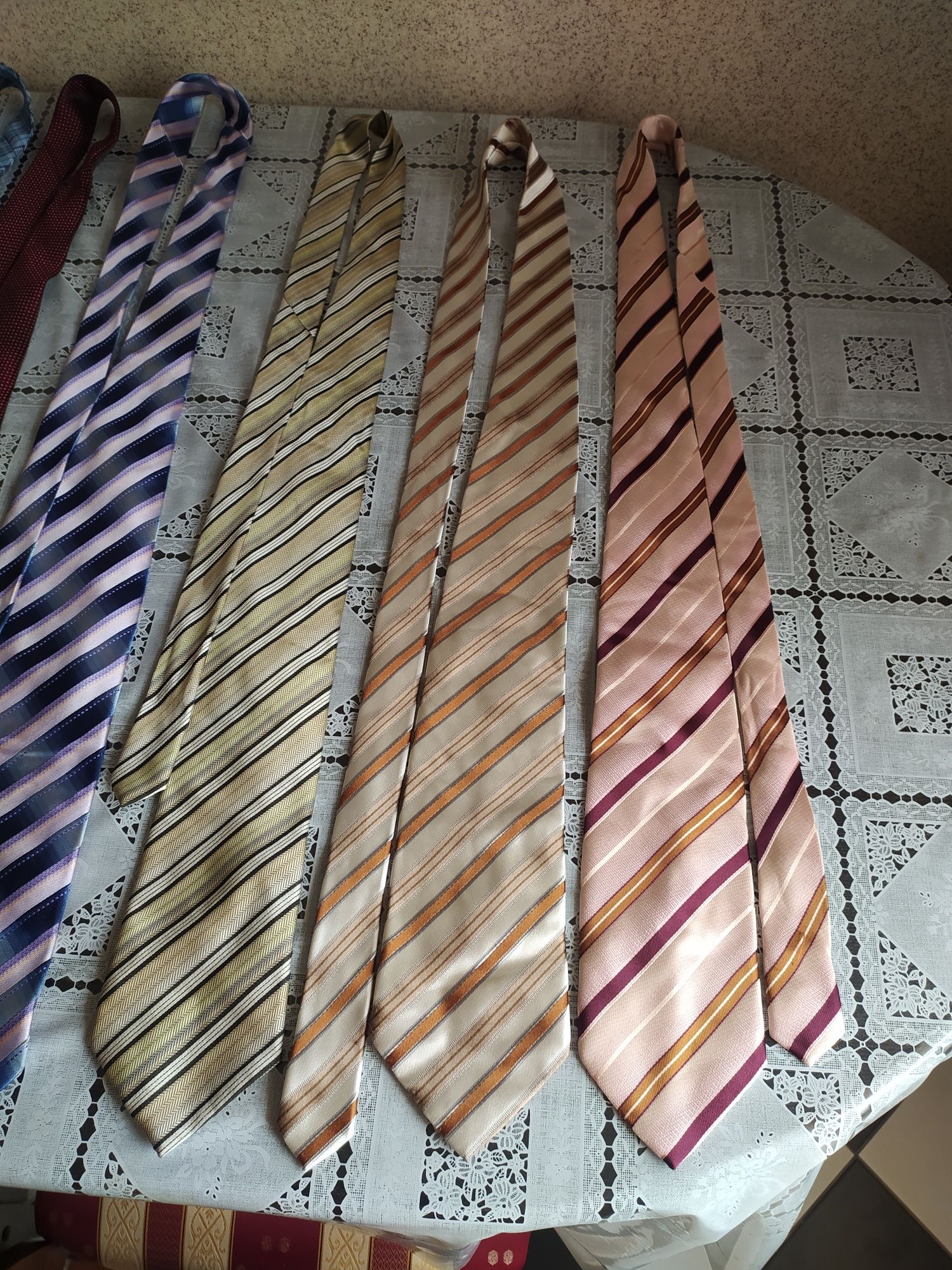 Купити краватку, галстук,