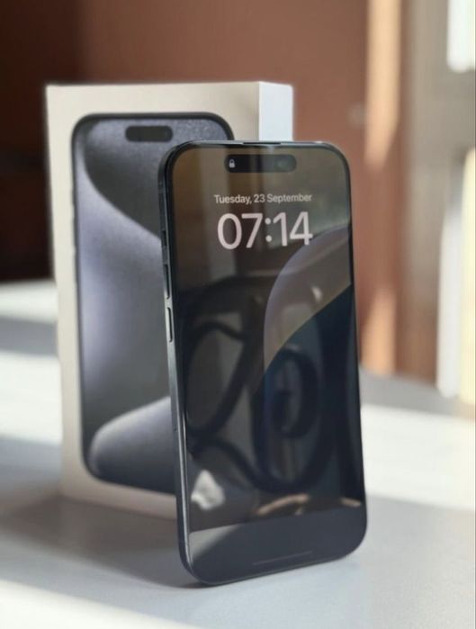 iPhone 15 Pro Max 256GB Azul – Como Novo!