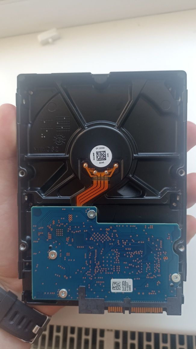 Жостикий диск Toshiba 1TB sata 6gb