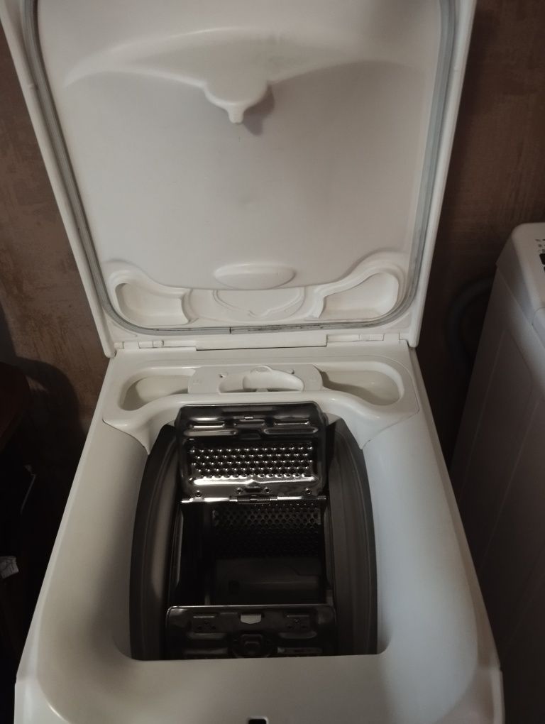 Продам машинку Electrolux