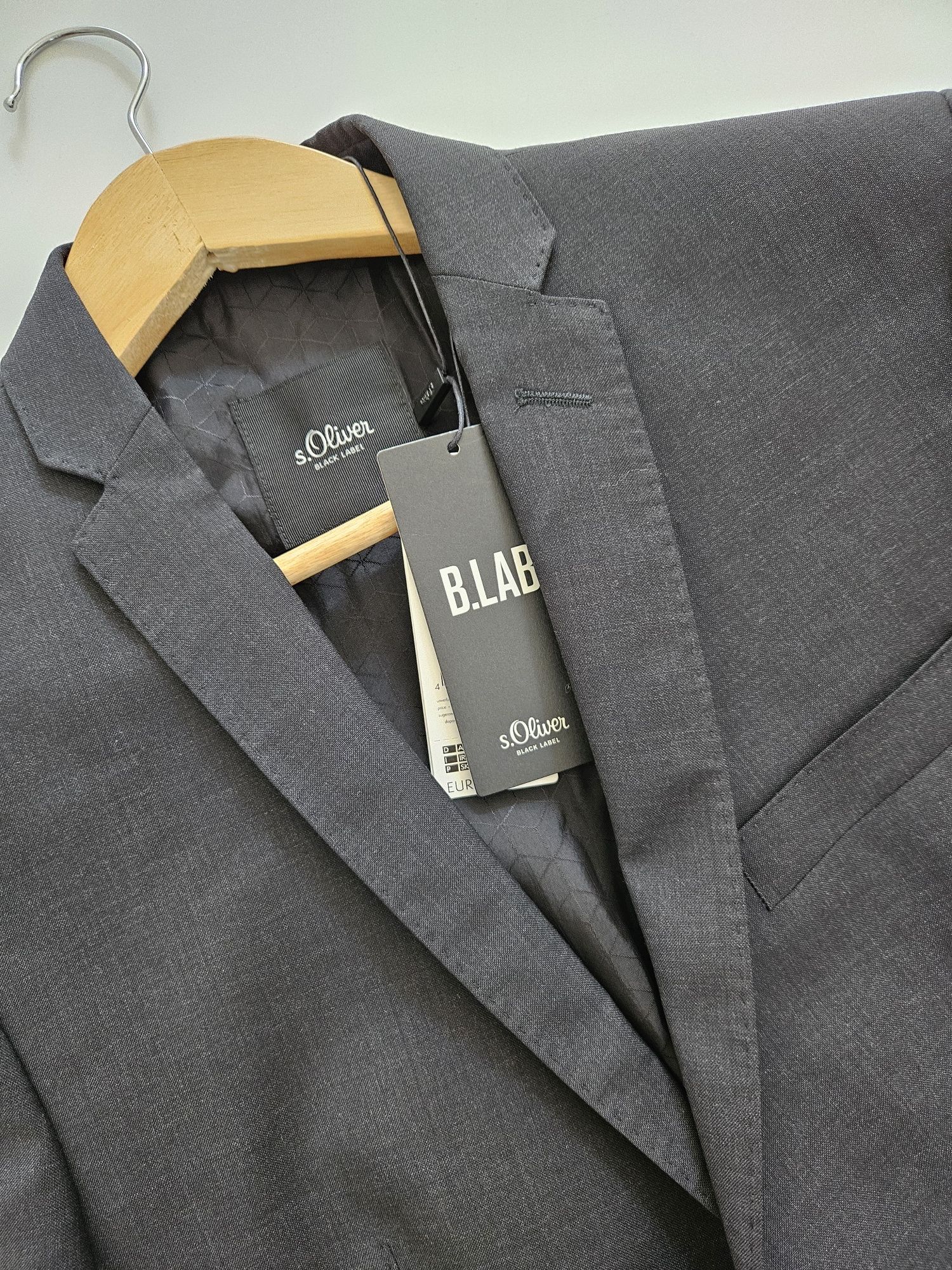 Marynarka damska czarna nowa S.Oliver Black Label Prominent Marlane