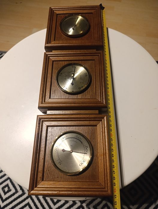 Барометр,градусник,гигрометр