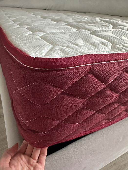 Продаю Матрас Еверест-comfort