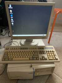retro vintage IBM PC 330 machine type 6577 + klawiatura + monitor