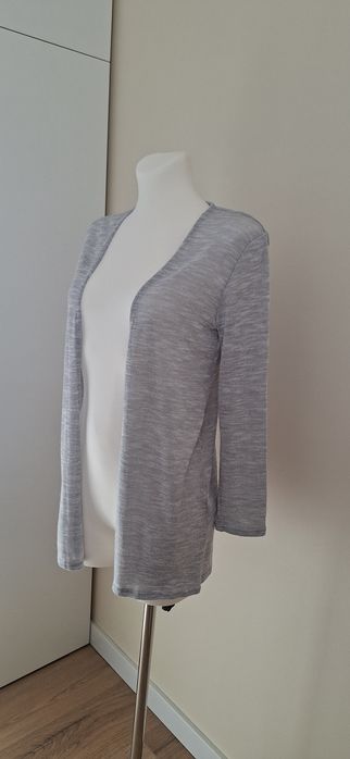 Narzutka kardigan mgiełka kolor szary długi rękaw H&M rozm. S