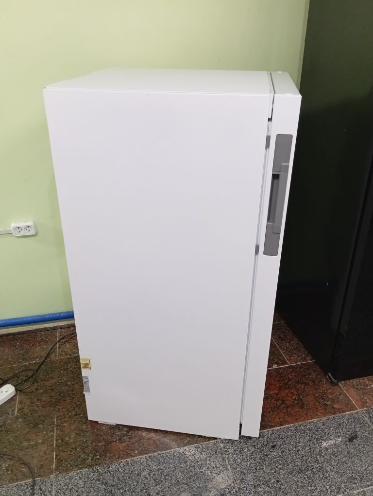 Морозильная камера Miele No-Frost 194л INVERTER ANDROID из Германии