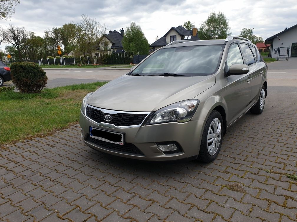 Kia Cee'd Salon PL, stan bdb.