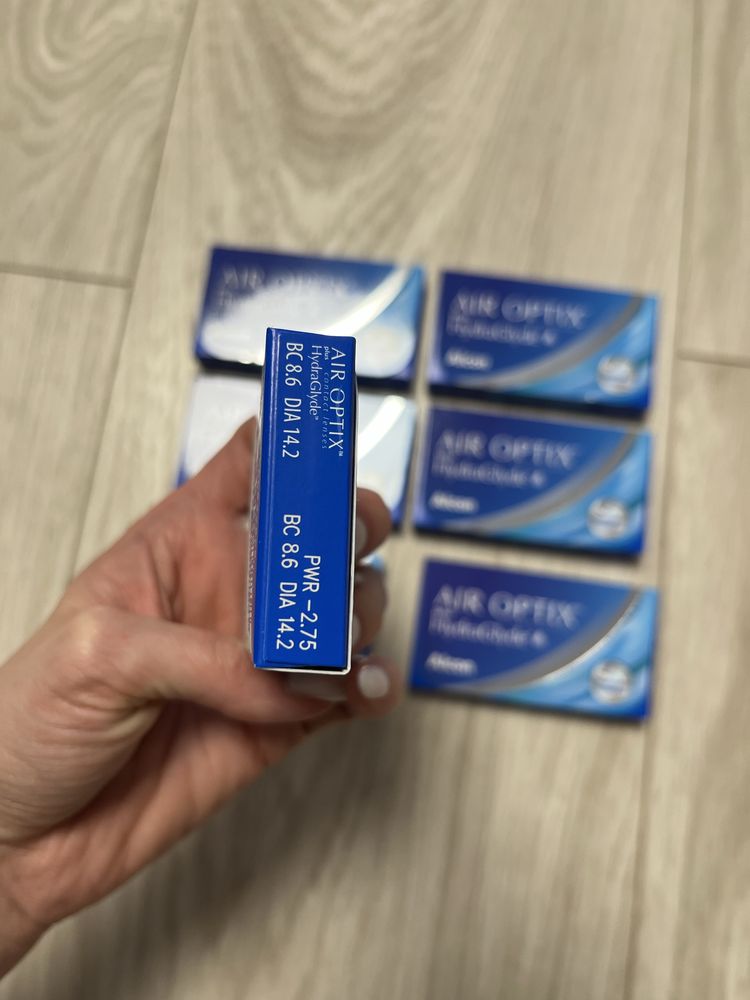 Soczewki AIR OPTIX plus hydraGlyde