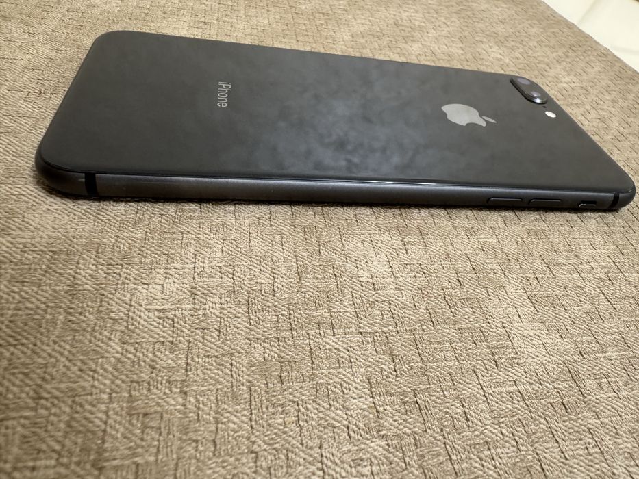 Apple iPhone 8 Plus Black 64GB айфон 8+ Neverlock
