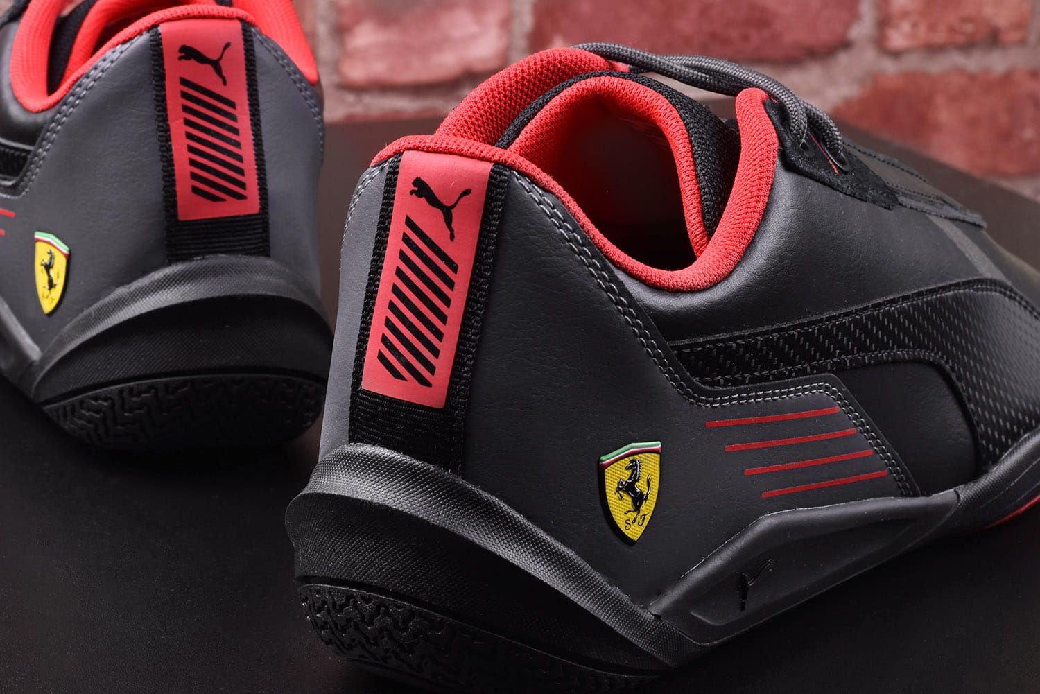 Buty Męskie Puma Ferrari R-Cat Machina czarne - 44,5 WYSYŁKA 24H