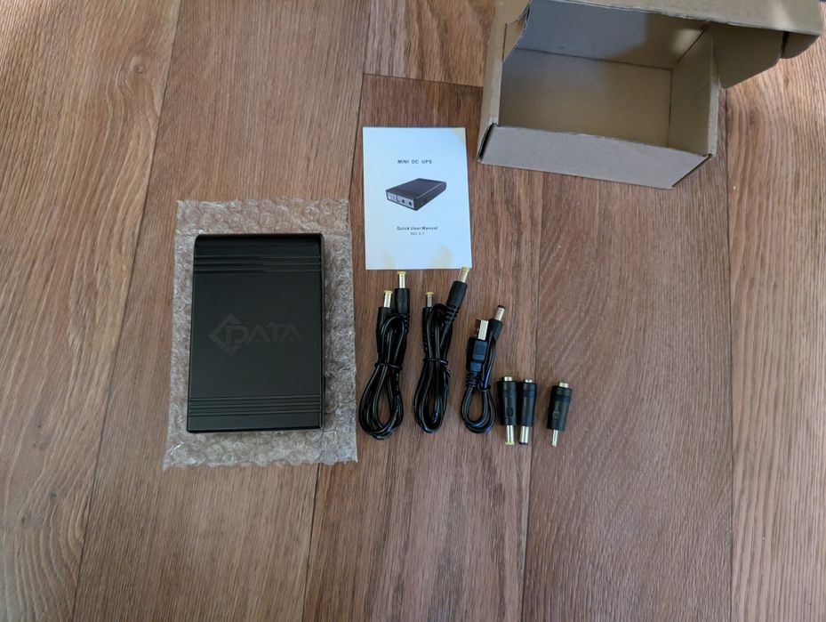 Безперебійник для роутера DATA 5в/9в/12в Mini UPS Powerbank на 10400mA