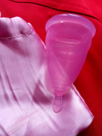 Менструальна чаша