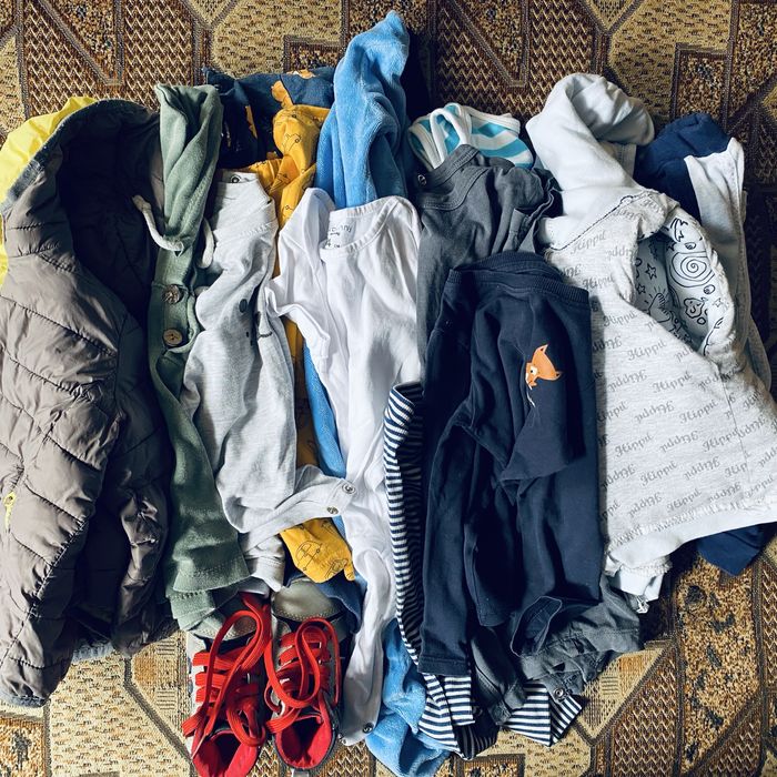 Віддам дитячі речі