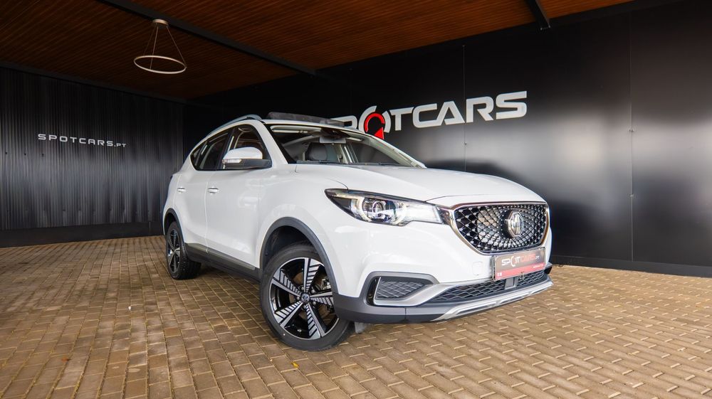 MG ZS EV Luxury