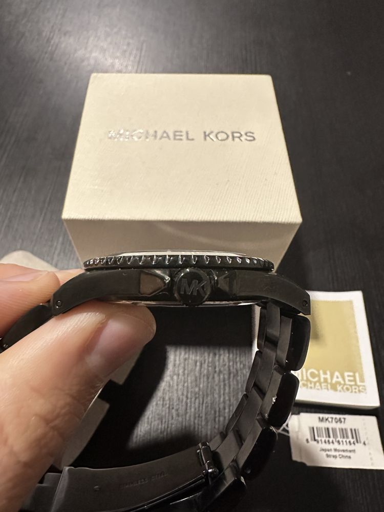 Michael Kors MK7057 - Relógio Masculino Elegante
