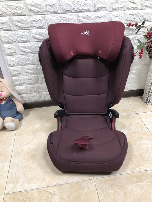 Автокрісло BRITAX ROMER KIDFIX 3 M Група 2/3 (15-36 кг) бустер