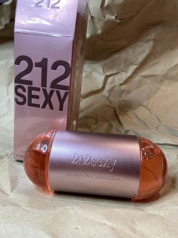 Carolina Herrera 212 Sexy - 100 ml