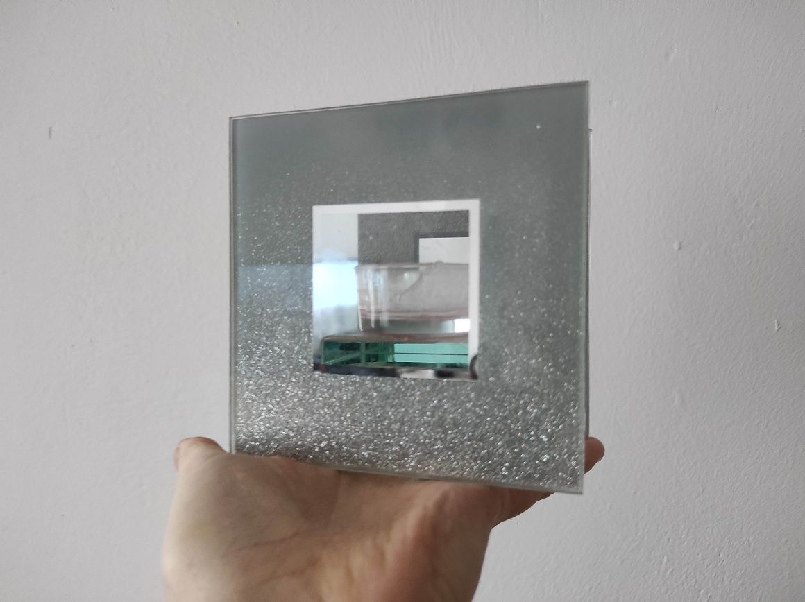 Świecznik srebrny 12x12 cm z lustrem