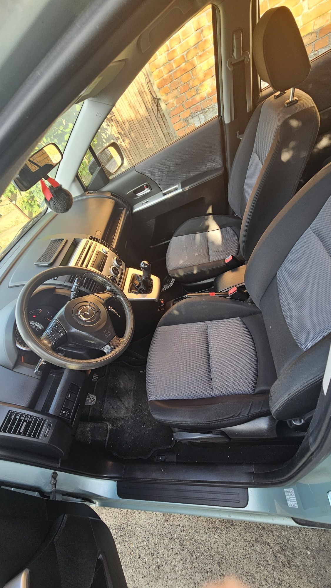 Mazda 5 7-osobowa