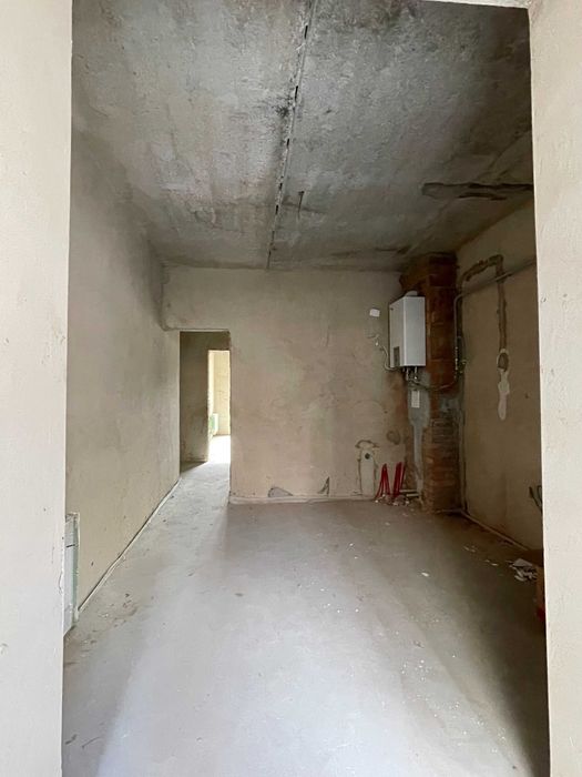 Комерція з окремим входом у новобудові!