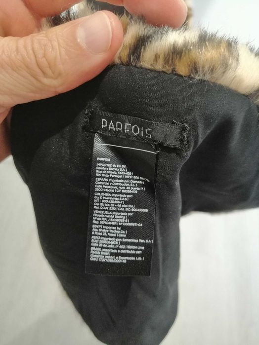 Gola de pêlo leopardo