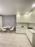 Продам студію з новим ремонтом та меблями, 2/5 пов. 34990 $