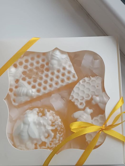 Медове мило ручної роботи