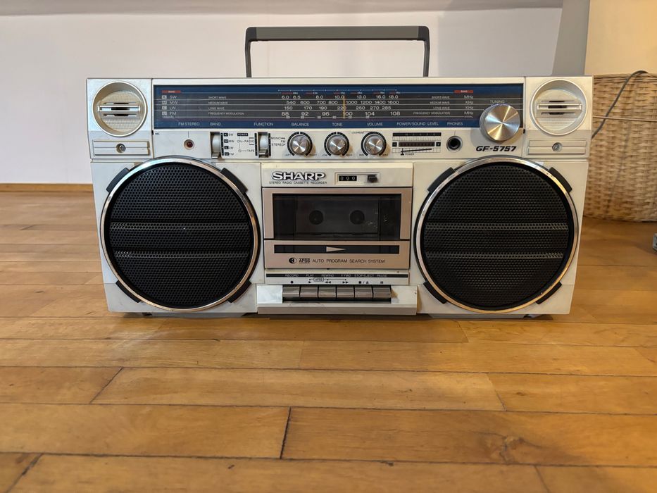 Magnetofon SHARP